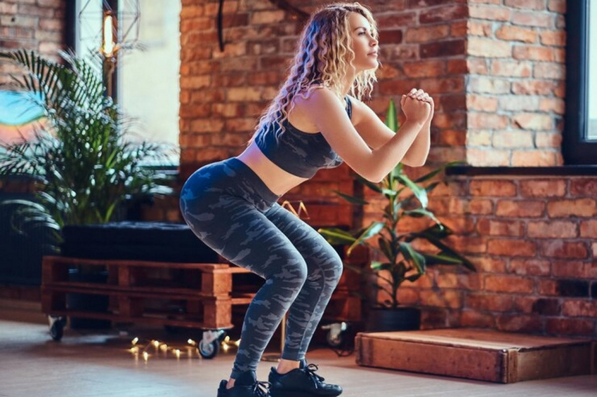 Физиотерапевт Бондаренко раскрыл, почему нужно приседать хотя бы минуту в день