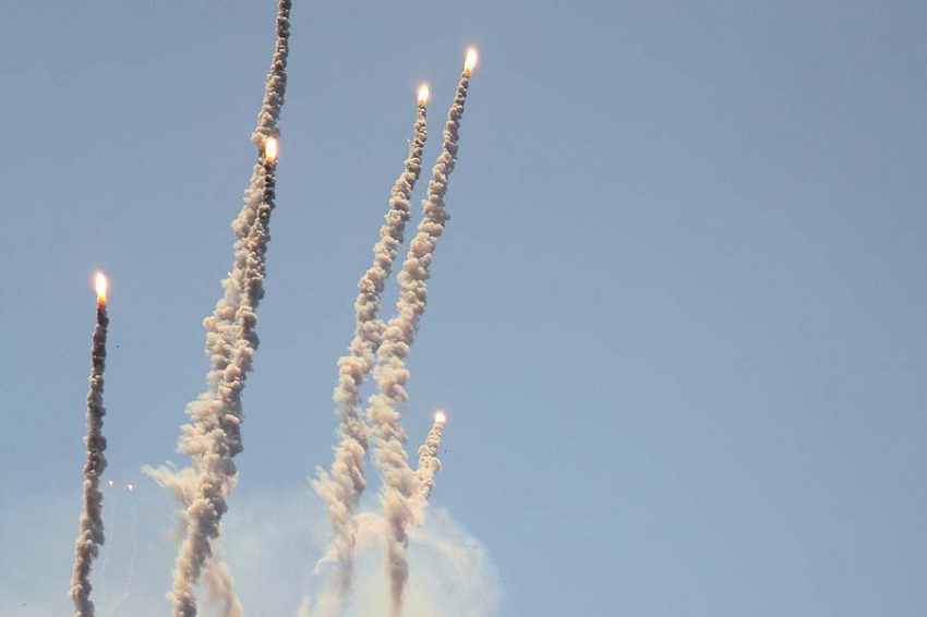 Средства ПВО уничтожили и перехватили над Кубанью 5 ракет "Нептун" и 29 БПЛА