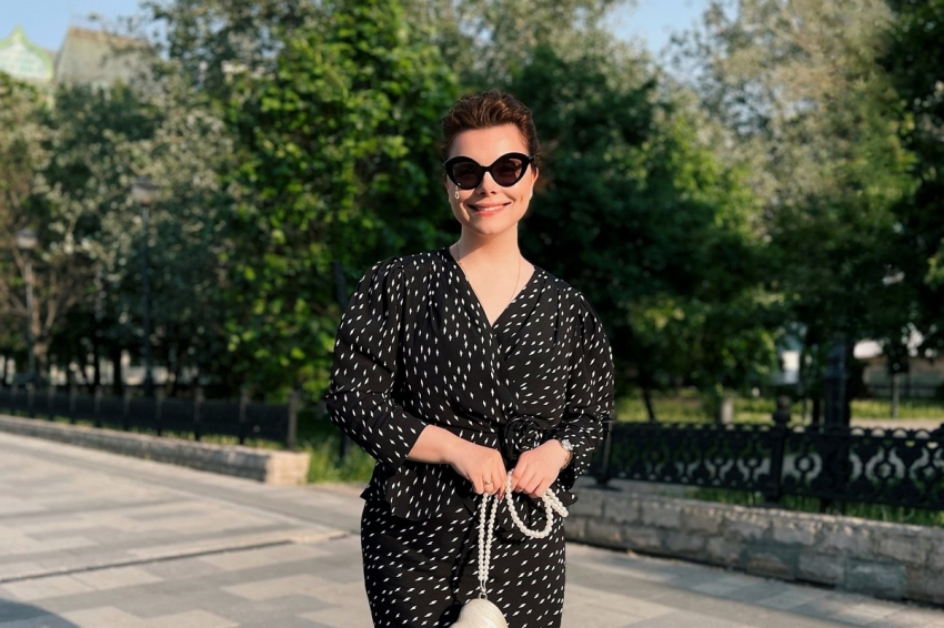 Бросила мужа и дочь: жена 78-летнего юмориста Петросяна уехала с сыном из Москвы