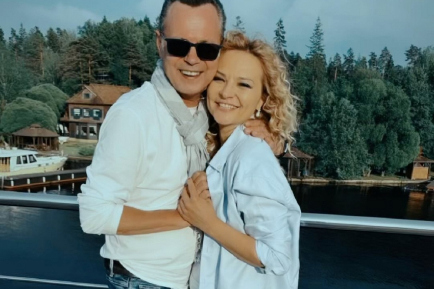 Супруга певца Владимира Левкина хочет, чтобы муж подтянул ягодицы у хирурга