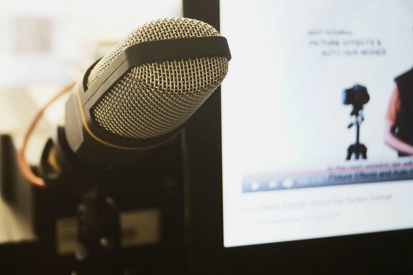 Исследование: реакция мозга на реальные голоса и голоса ИИ оказалась разной