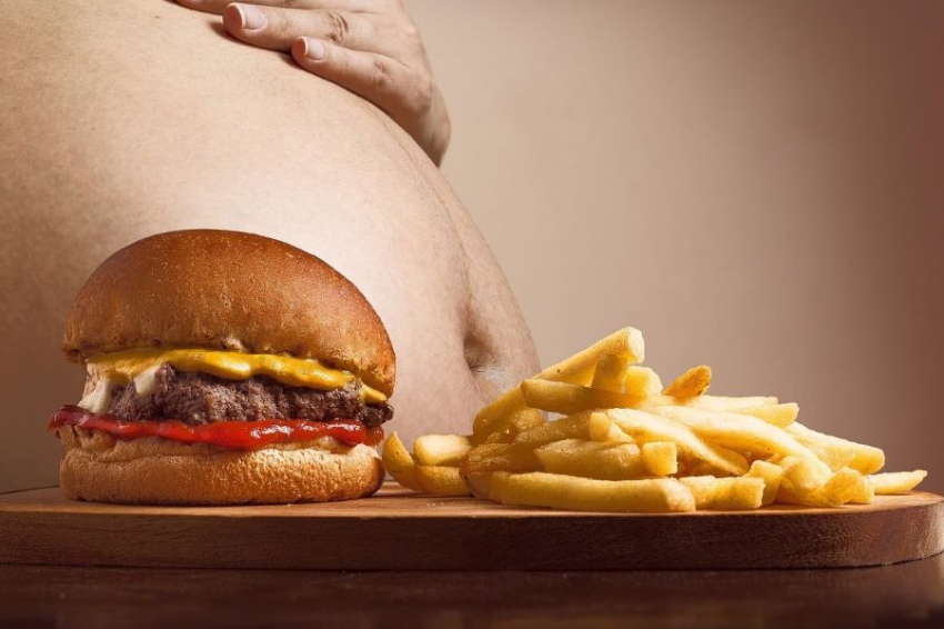 Эндокринолог Павлова назвала 5 привычек, которые приводят к развитию рака