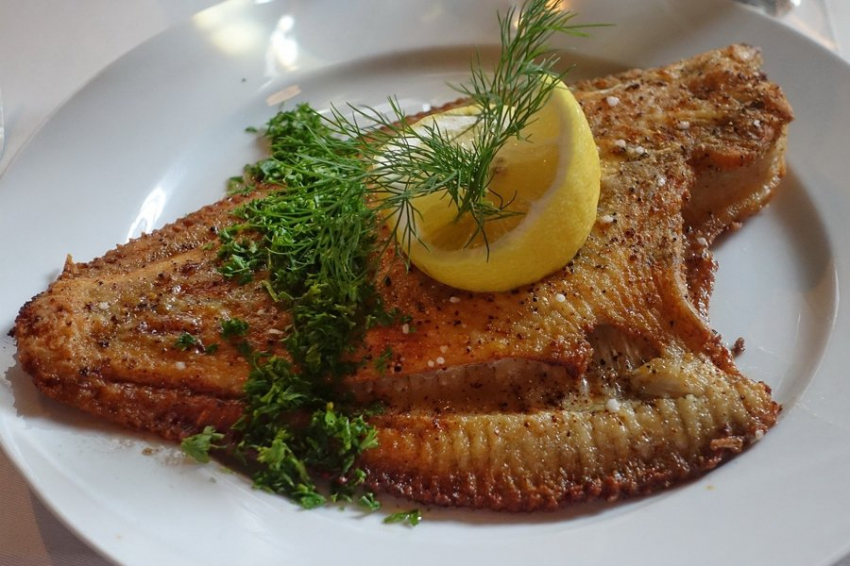 Специалисты объяснили, почему камбала полезна для сердца и костей