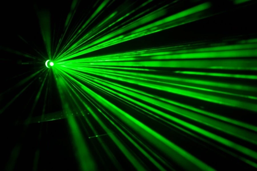 Nature Photonics: учёные создали первые фотонные кристаллы времени